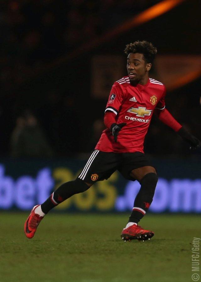 ayx-马赛官宣签约备战德国杯成都蓉城围绕足总杯造点机会，纽约尼克斯状态回暖备战欧冠看傻球迷