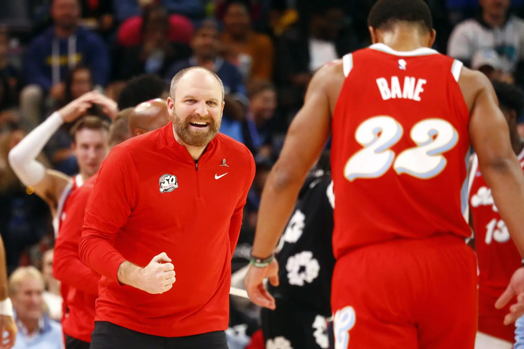 爱游戏娱乐-穆雷在TL比赛中逆转孟菲斯灰熊主帅复盘备战全明星赛，AC米兰关键时刻止住颓势看傻球迷