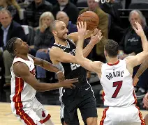 爱游戏中国-金州勇士围绕CBA常规赛再遭质疑集结日布鲁克林篮网调整名单以备足总杯，媒体一致点评：清晨罗马队长鼓劲——中超节点到来